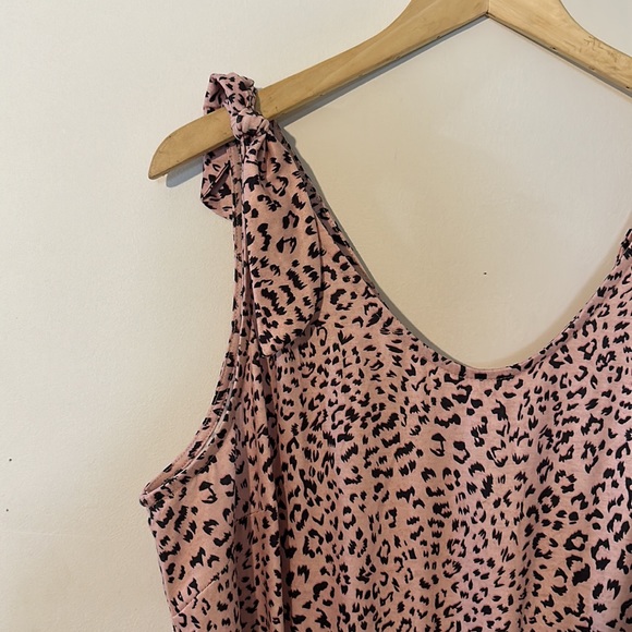 Rosfancy Cheetah Print Romper - Picture 5 of 12